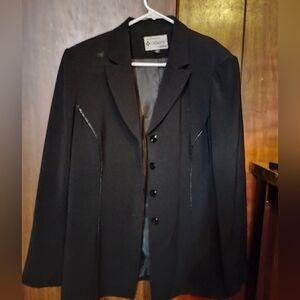 Dillard's by Kasber womans blazer size 16